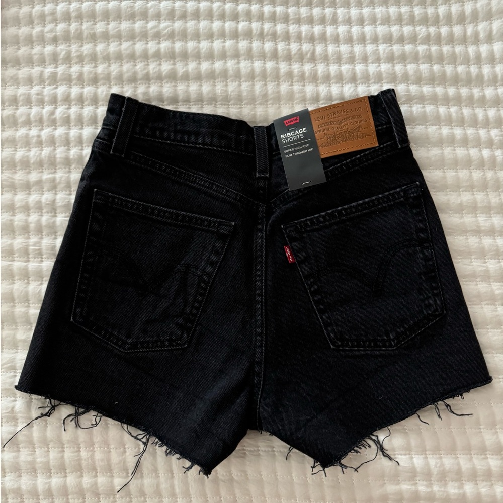 NWT Levi’s Ribcage Shorts Black Denim